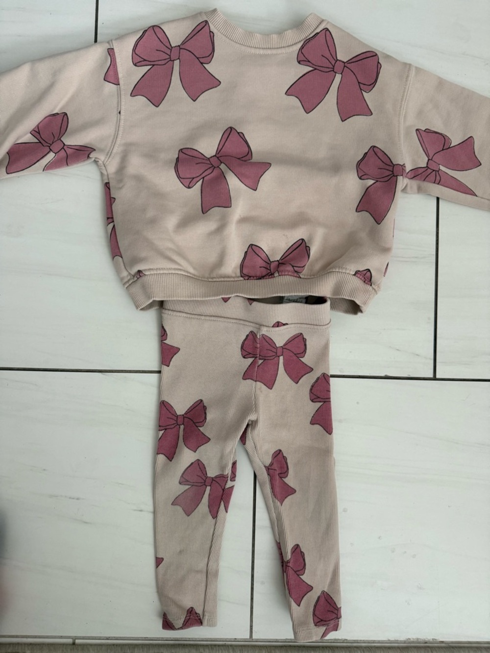 Zara Bow Print Sweatshirt & Legging Set